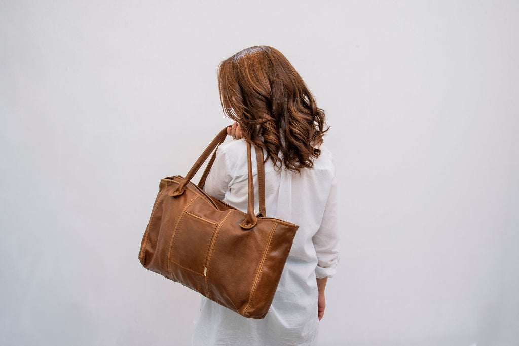 Lined leather leisure bag (nappy bag)