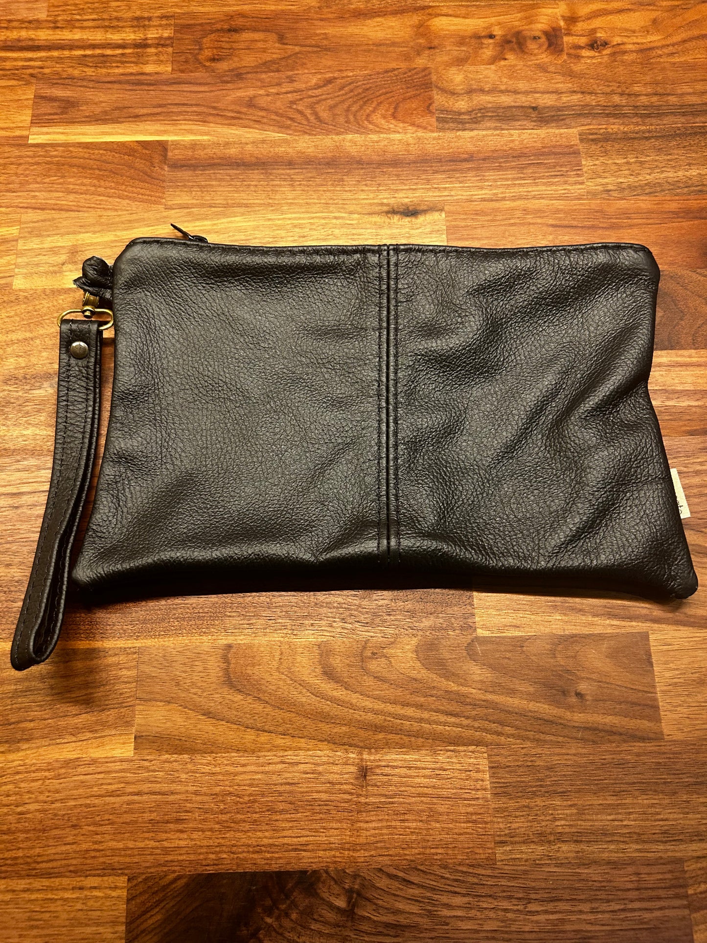 Leather Maggie Clutch Bag with Handsling